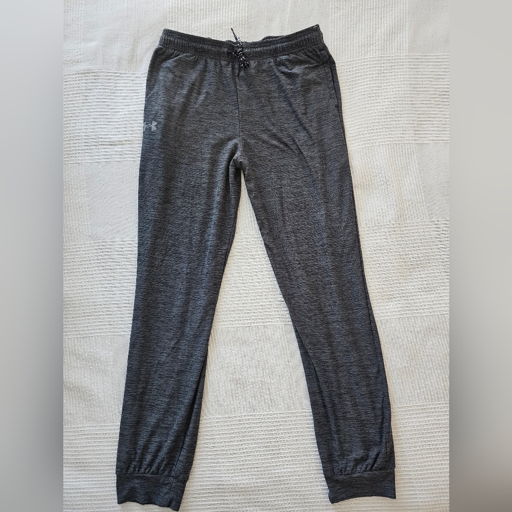 Under Armour Charcoal Joggers Youth XL